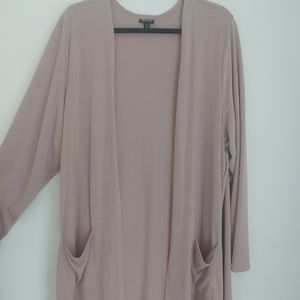 Torrid long line blush cardigan with pockets!